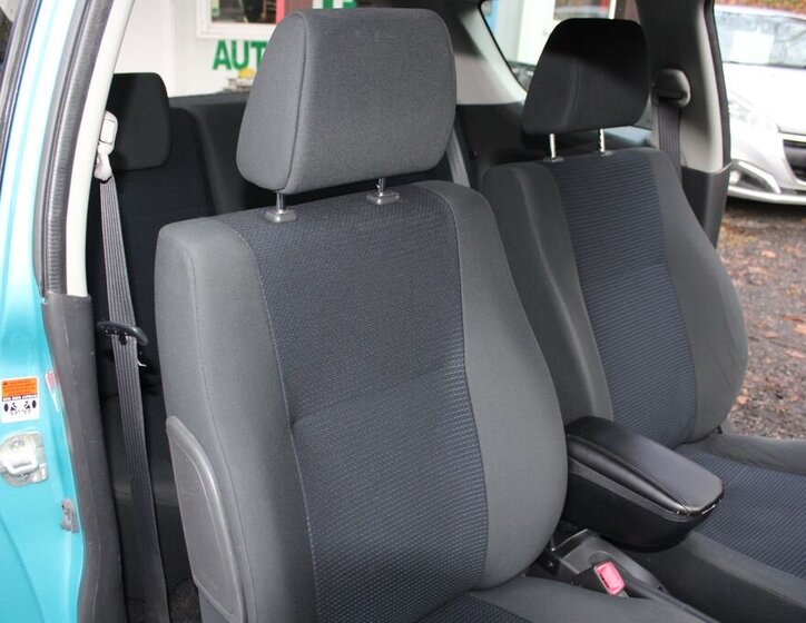 Suzuki Swift Hatchback 1,3 l 67 kw