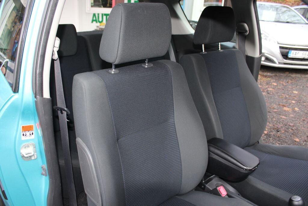 Suzuki Swift Hatchback 1,3 l 67 kw