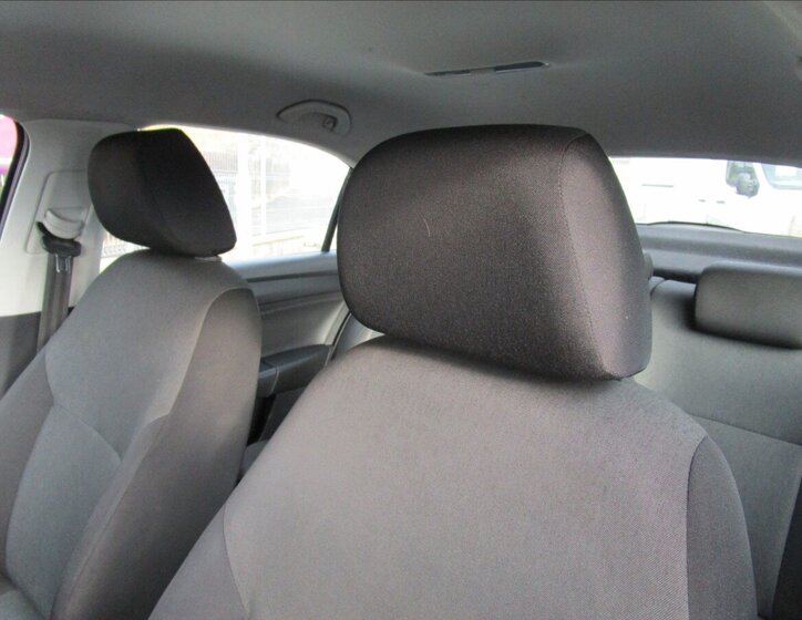 Škoda Rapid Sedan 999,0 70 kw