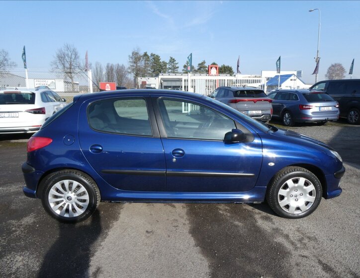 Peugeot 206 Hatchback 1,6 l 80 kw