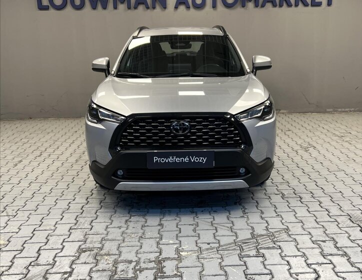 Toyota Corolla Cross SUV 1,8 l 72 kw
