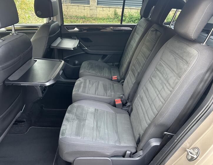 Volkswagen Touran 36