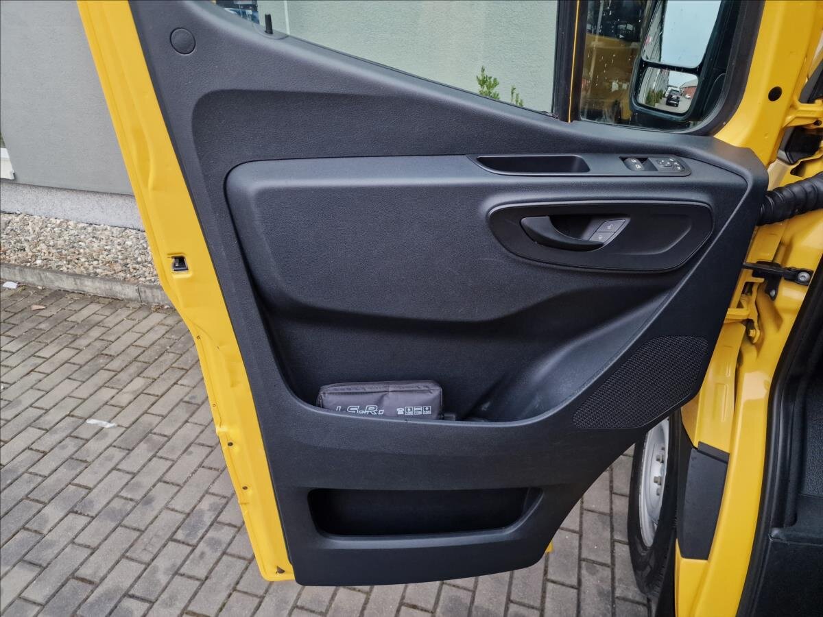 Mercedes-Benz Sprinter Skříň 2,1 l 105 kw