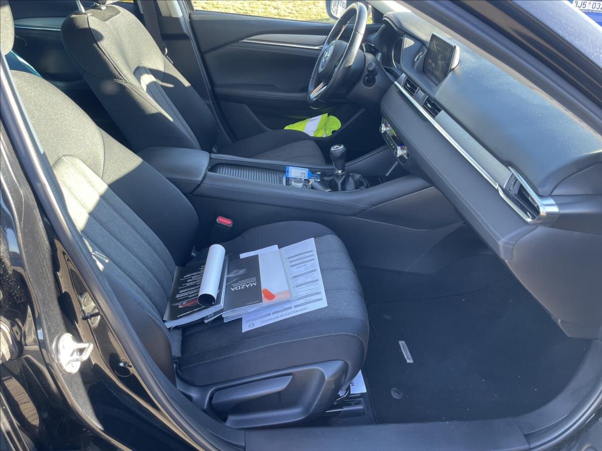 Mazda 6 Sedan / Limuzína 2,0 l 121 kw