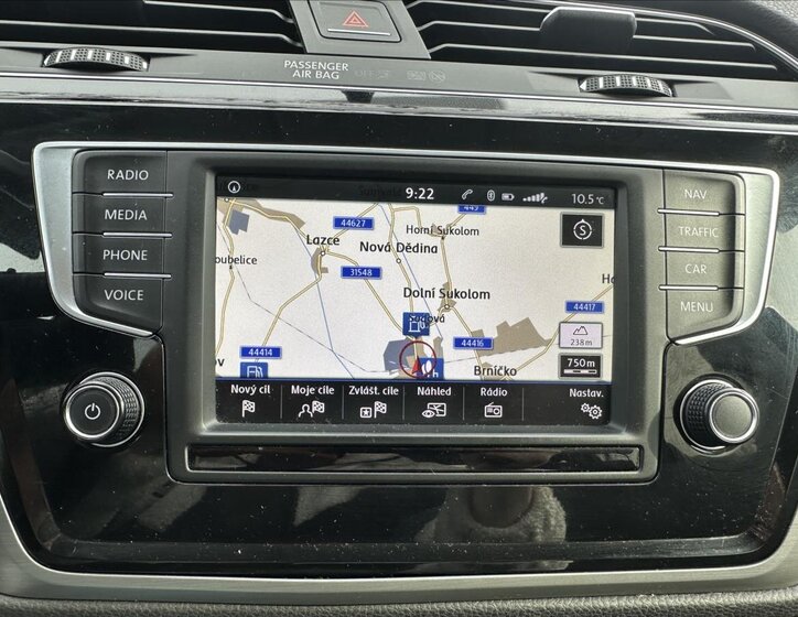 Volkswagen Touran MPV 1,2 l 81 kw