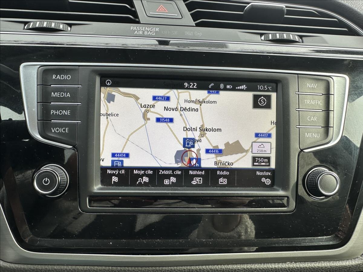 Volkswagen Touran MPV 1,2 l 81 kw