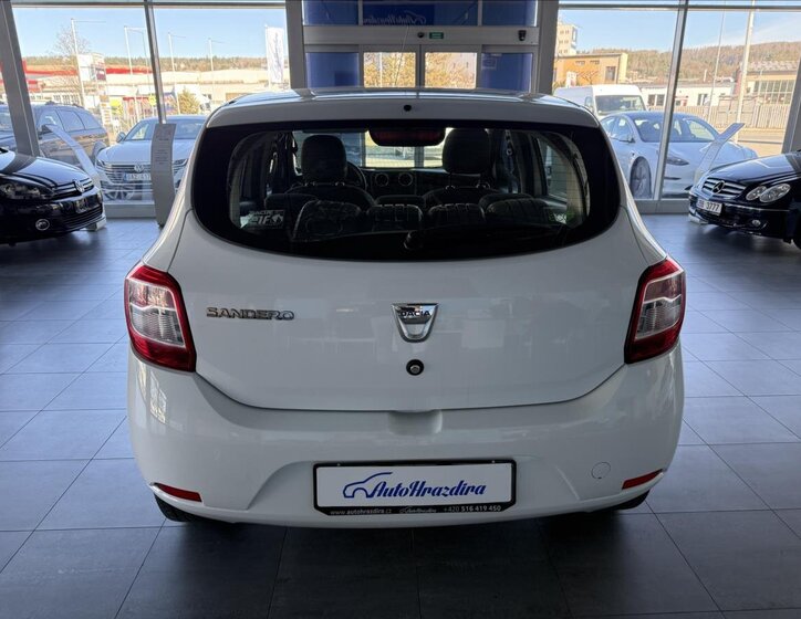Dacia Sandero Hatchback 898,0 66 kw
