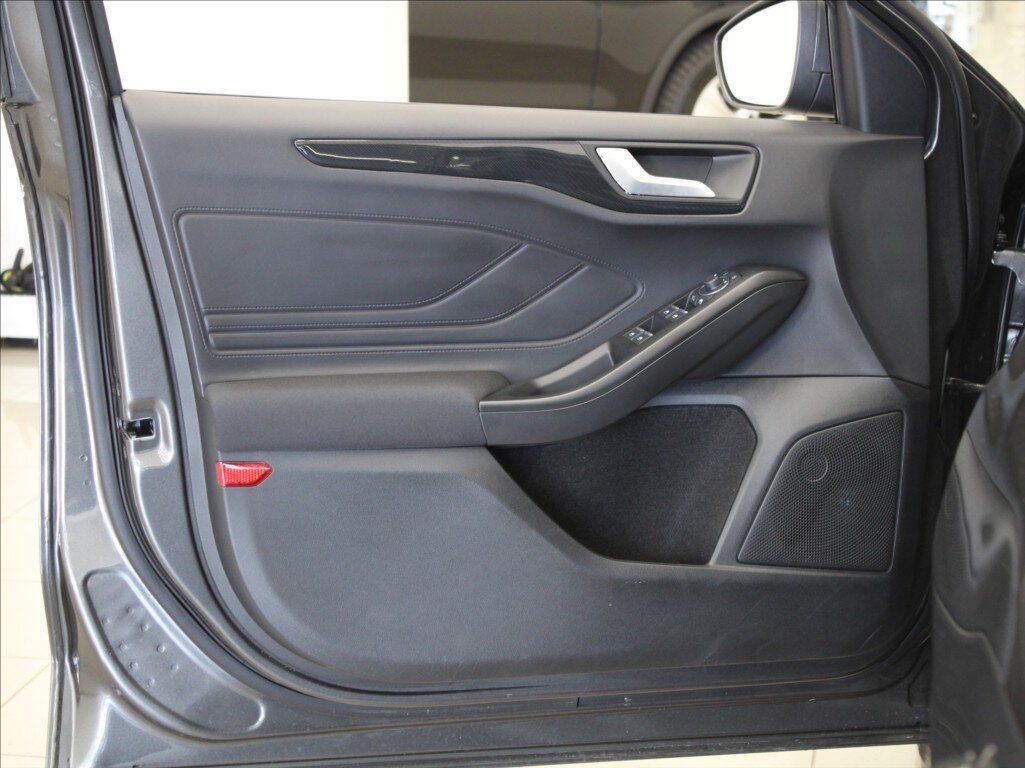 Ford Focus Kombi 999,0 114 kw