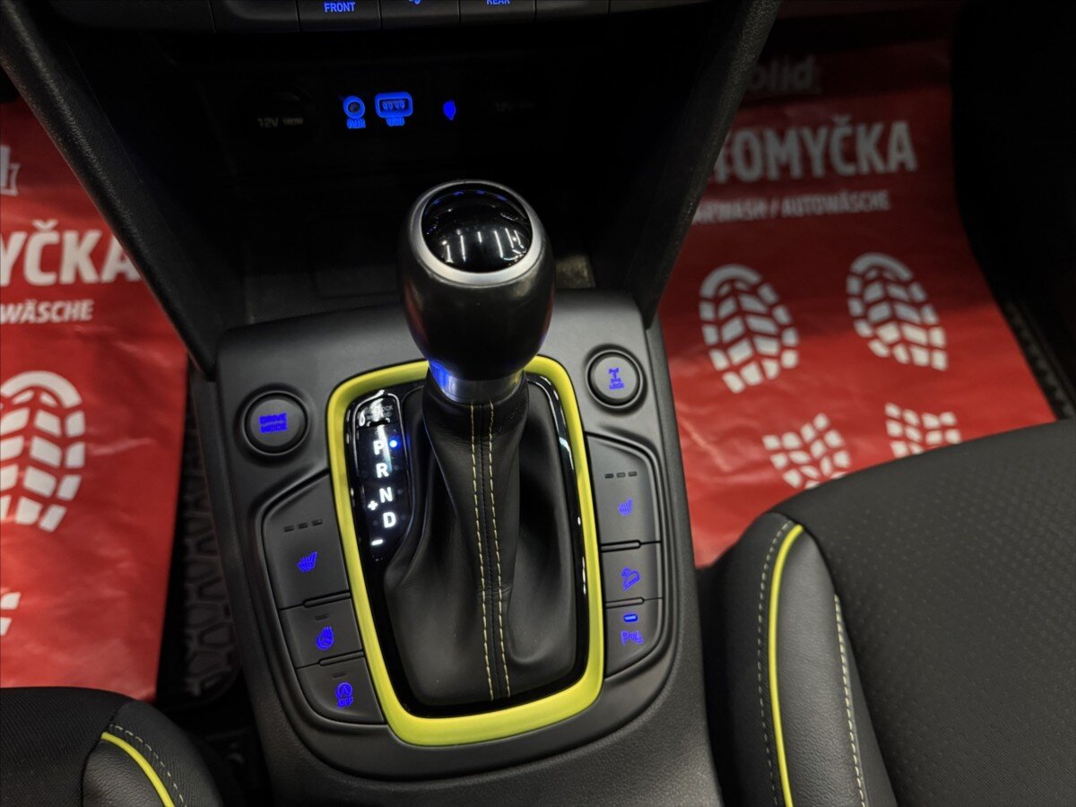 Hyundai Kona SUV / Terénní 1,6 l 130 kw