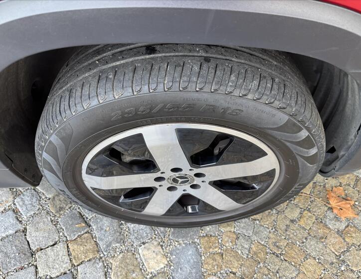 Mercedes-Benz GLB 29