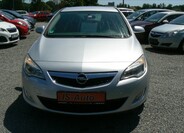 Opel Astra 4