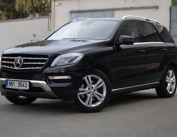 Mercedes-Benz Třídy M SUV / Terénní 3,5 l 225 kw