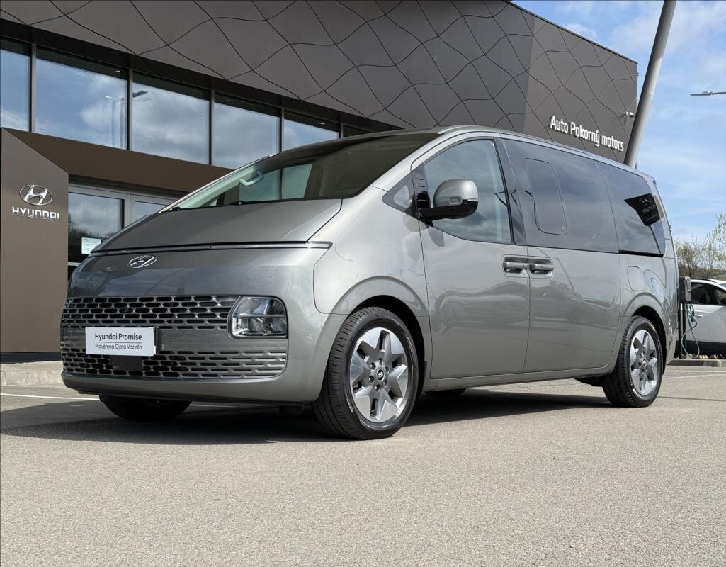 Hyundai Staria VAN / Minibus 2,2 l 130 kw