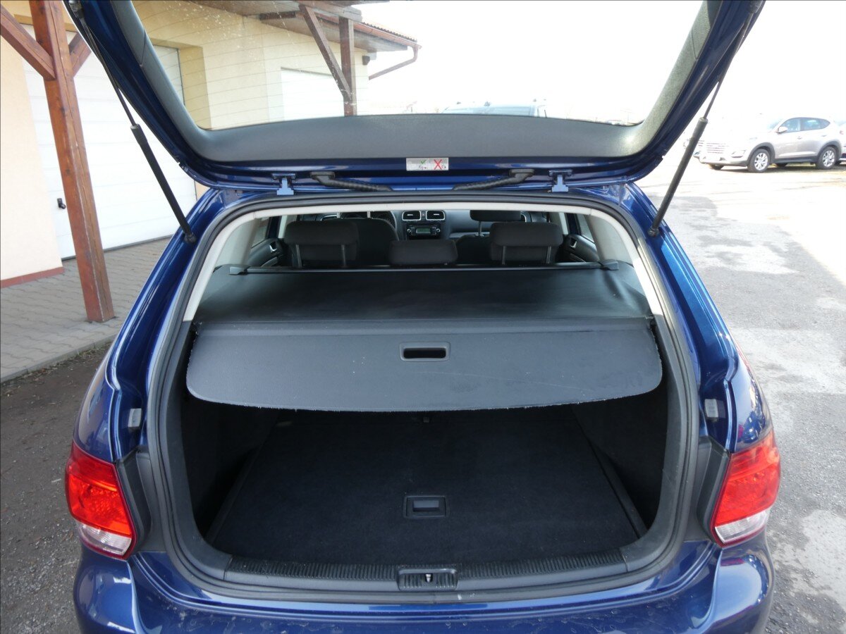 Volkswagen Golf Kombi 1,2 l 77 kw