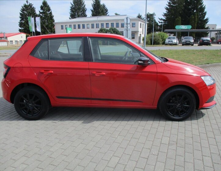 Škoda Fabia Hatchback 999,0 44 kw