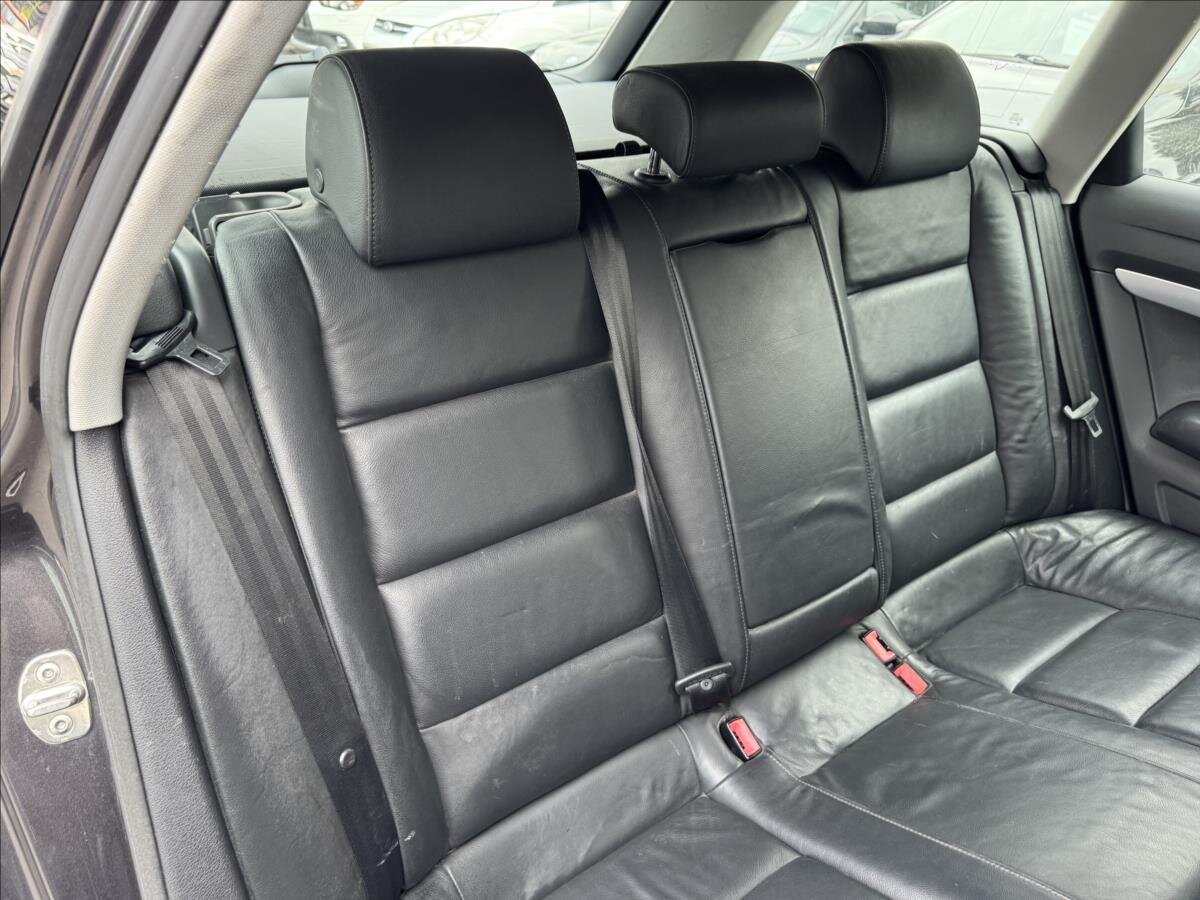 Audi A6 Allroad Kombi 3,0 l 171 kw