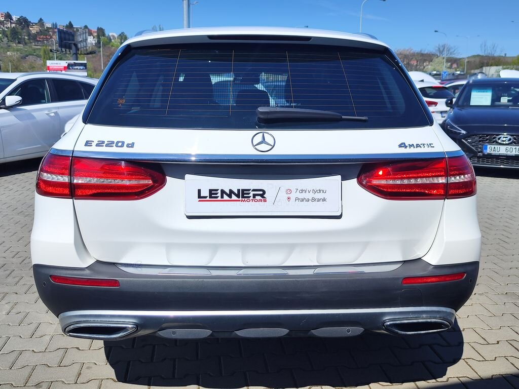 Mercedes-Benz Třídy E Kombi 2,0 l 143 kw
