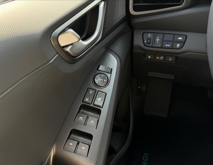 Hyundai IONIQ 20