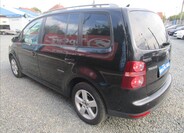 Volkswagen Touran 6