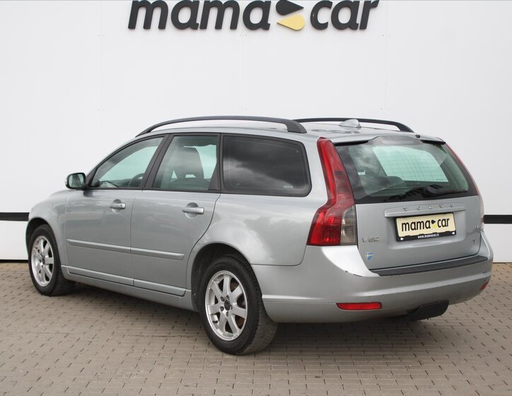 Volvo V50 Kombi 2,0 l 100 kw