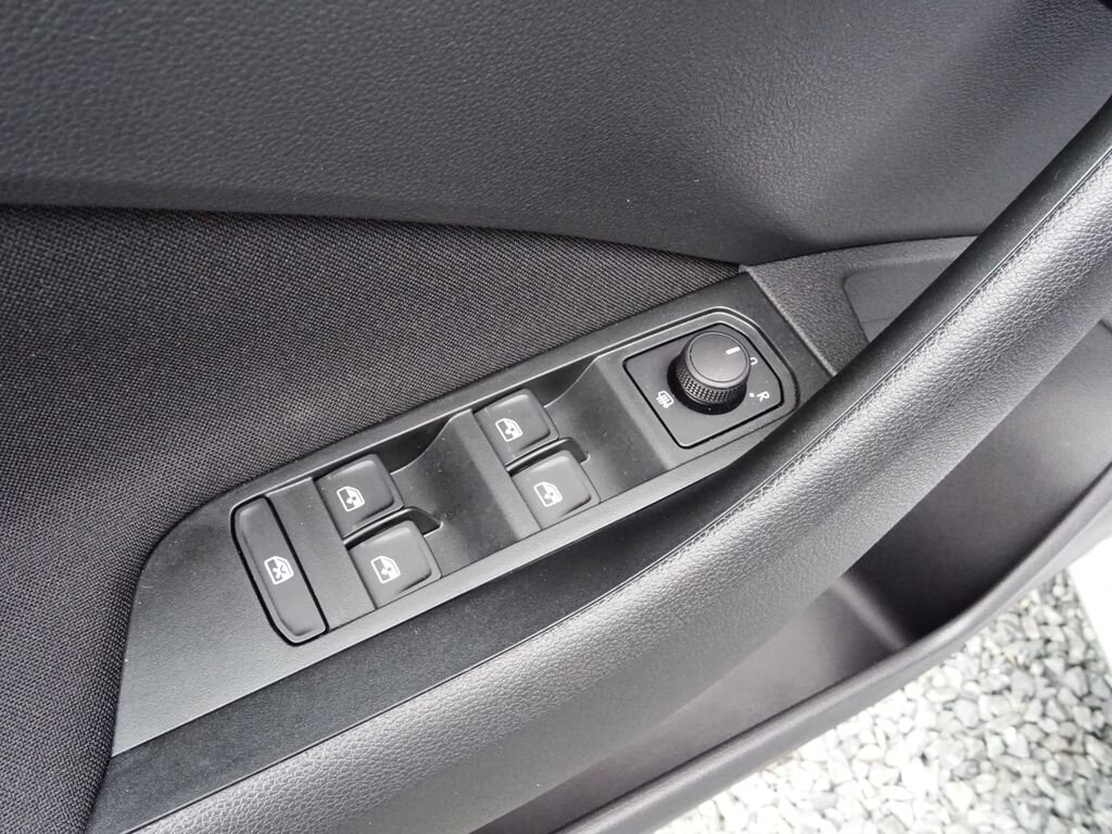 Škoda Kamiq Hatchback 999,0 70 kw