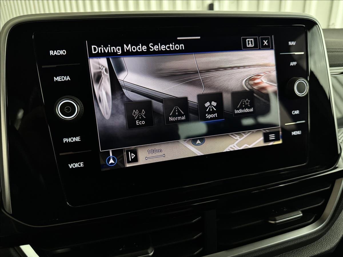 Volkswagen T-Roc MPV 2,0 l 110 kw