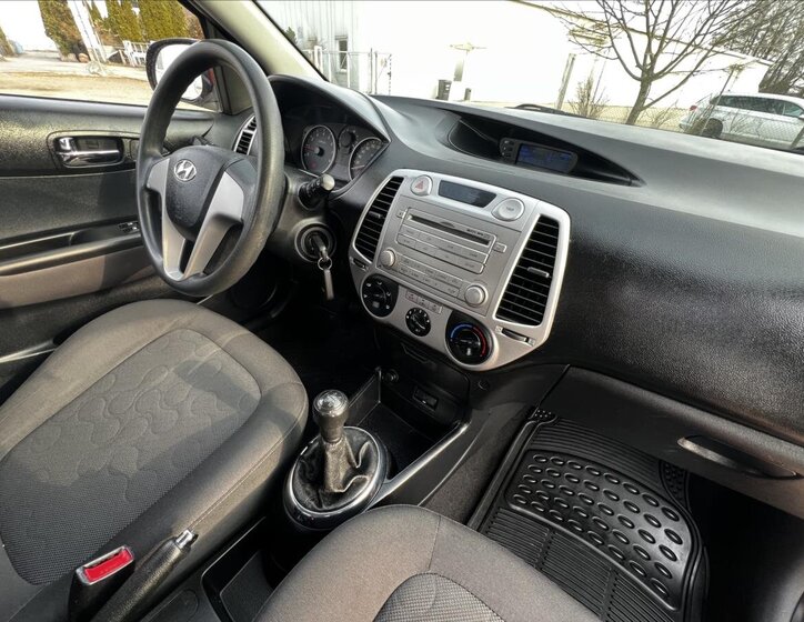 Hyundai i20 Hatchback 1,2 l 57 kw