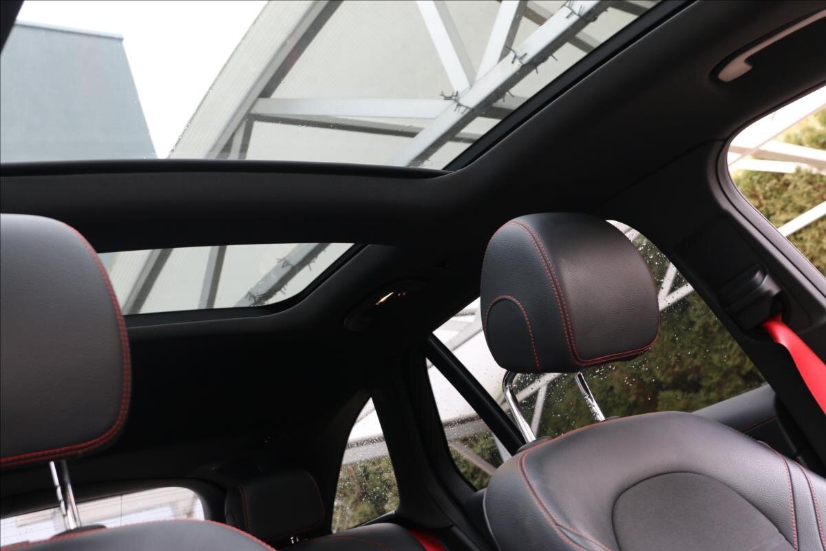 Mercedes-Benz GLC SUV / Terénní 3,0 l 270 kw