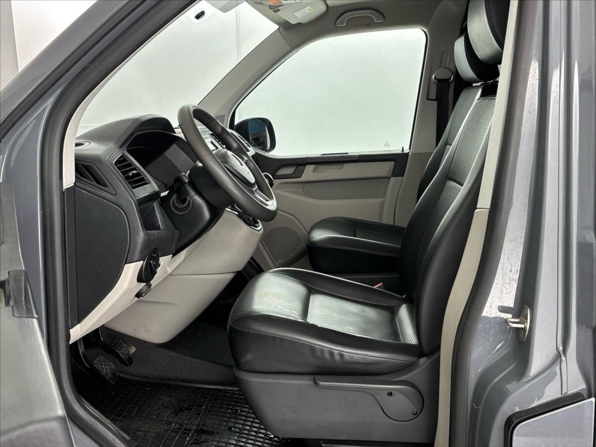 Volkswagen Transporter Kombi 2,0 l 110 kw