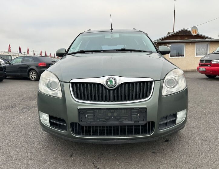 Škoda Roomster 2