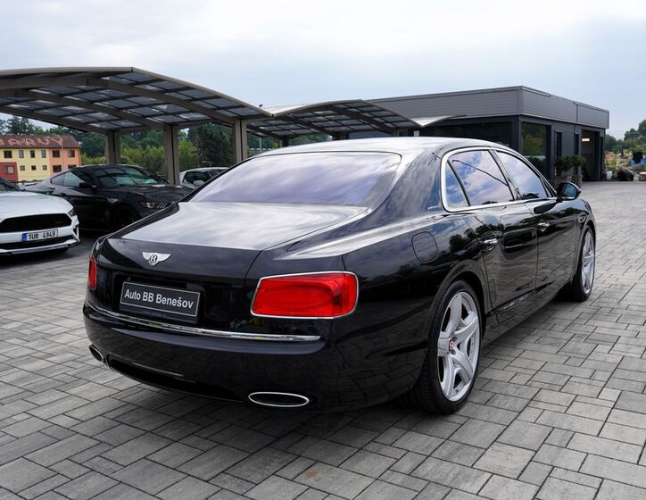 Bentley Flying Spur 6