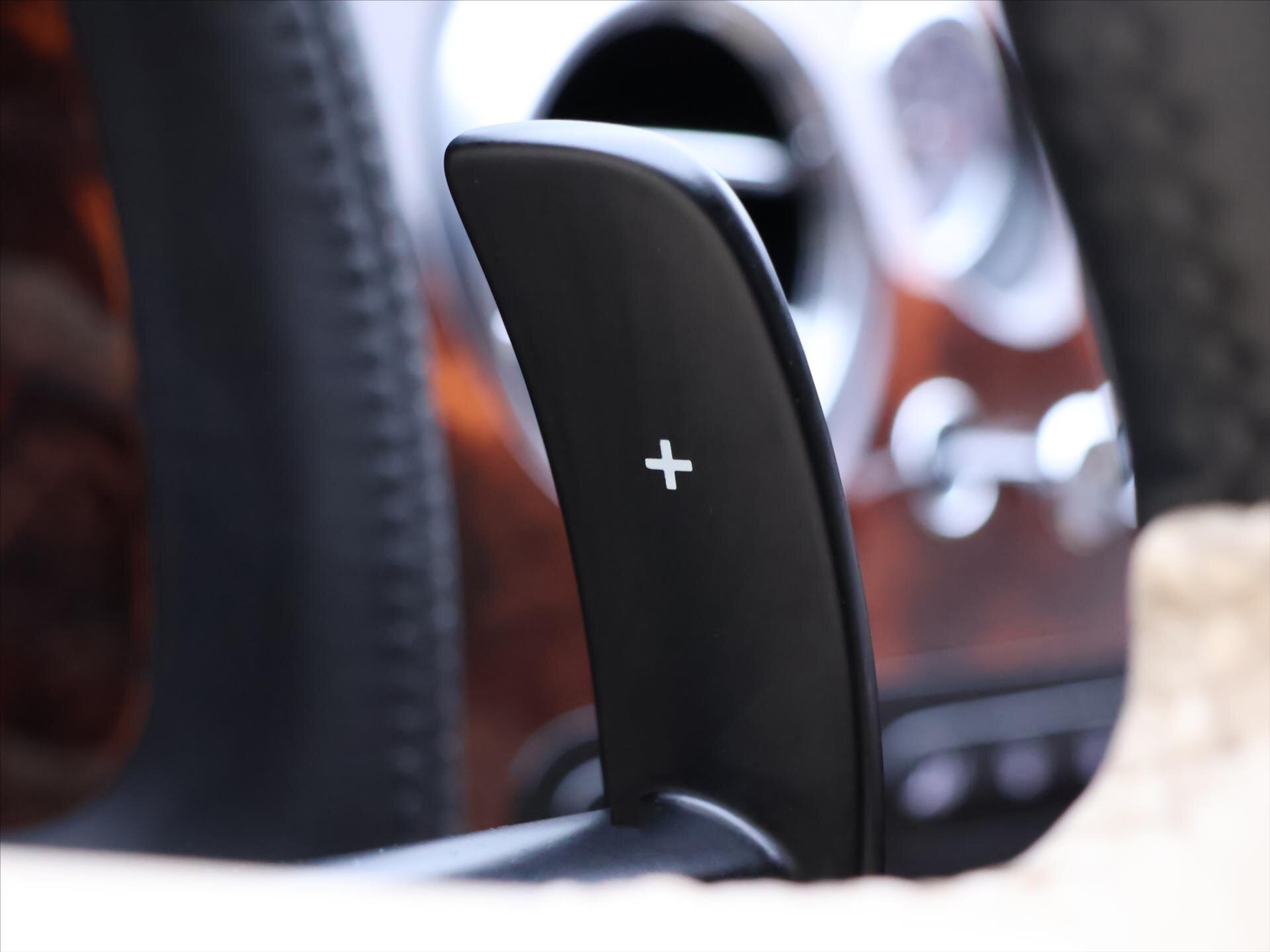 Bentley Continental Flying Spur Sedan / Limuzína 6,0 l 412 kw