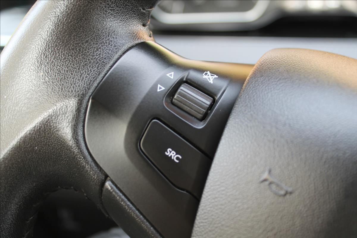 Peugeot 2008 SUV / Terénní 1,2 l 60 kw