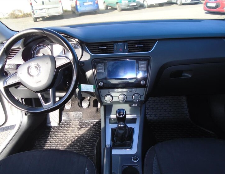 Škoda Octavia Sedan / Limuzína 999,0 85 kw