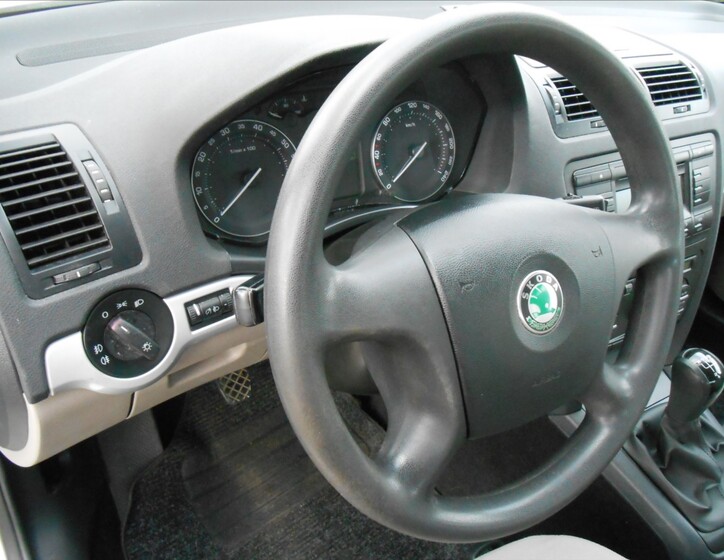 Škoda Octavia 22