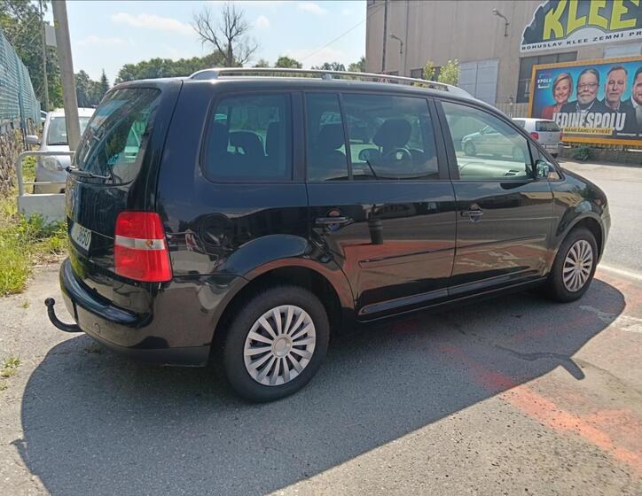 Volkswagen Touran 14