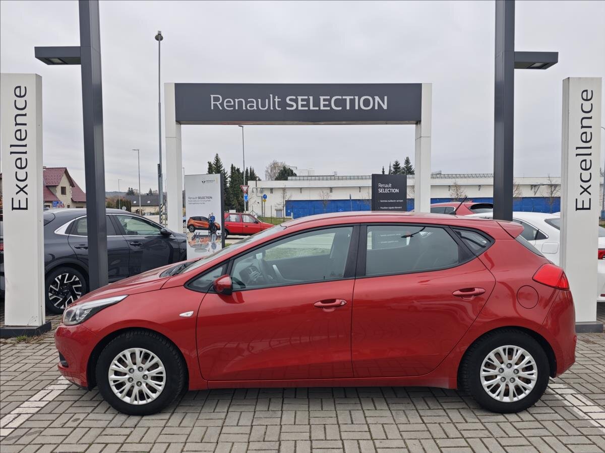 KIA Ceed Hatchback 1,4 l 73 kw