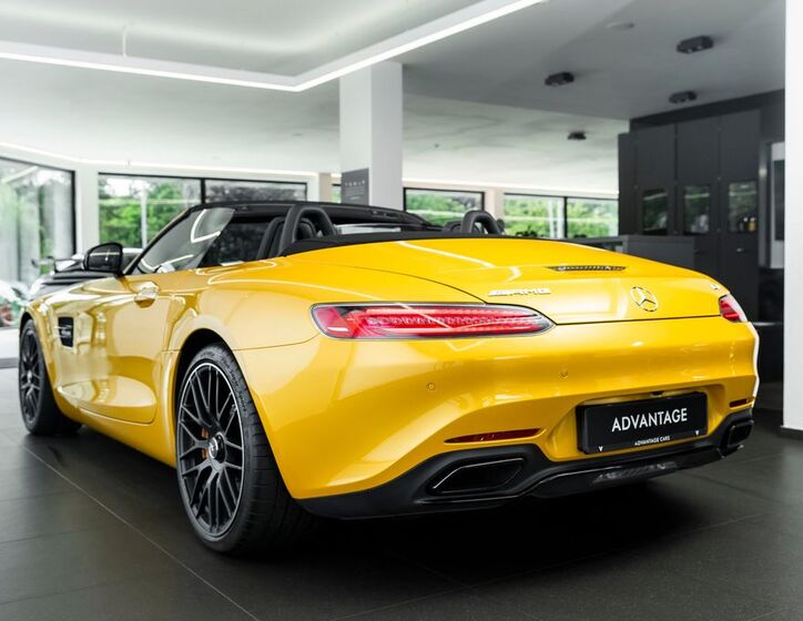 Mercedes-Benz AMG GT 4