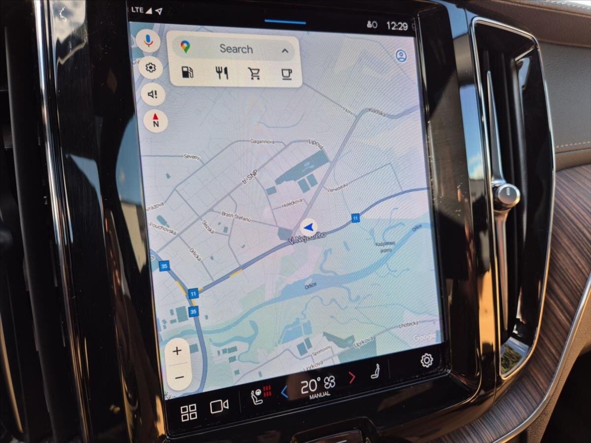 Volvo XC60 SUV / Terénní 2,0 l 184 kw