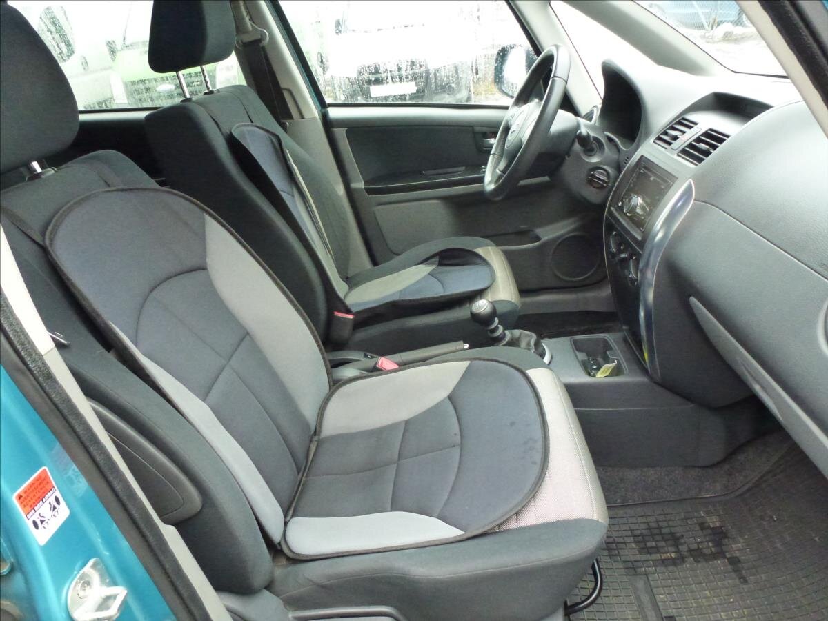 Suzuki SX4 Hatchback 1,9 l 88 kw