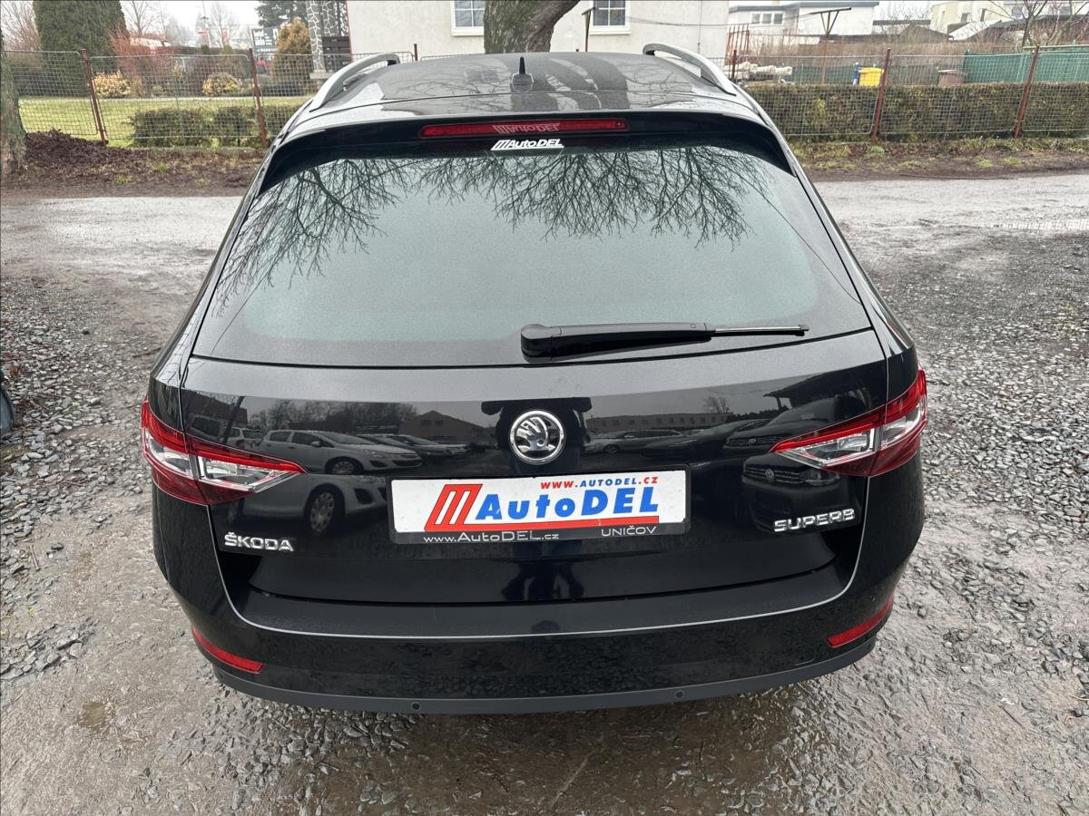 Škoda Superb Kombi 2,0 l 140 kw