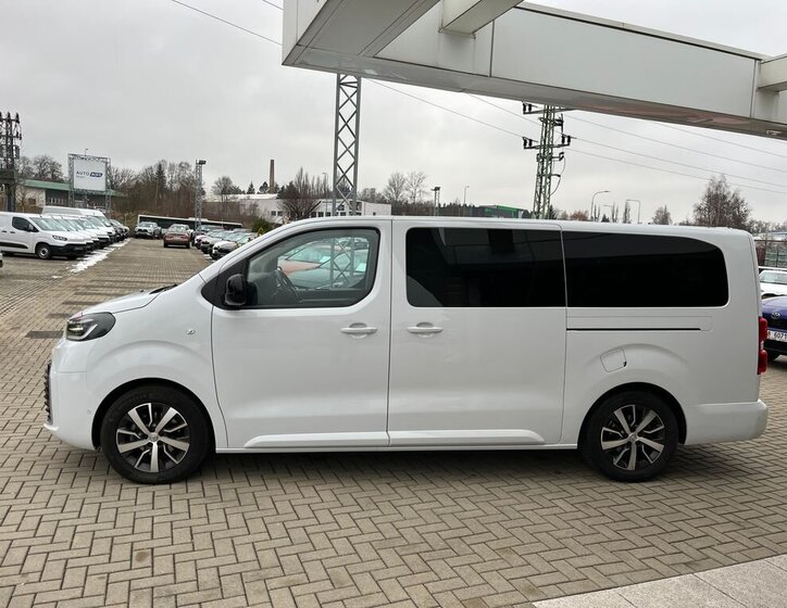 Toyota ProAce Verso 3