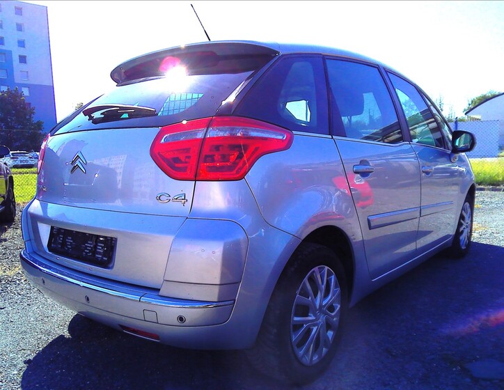 Citroën C4 Picasso 6