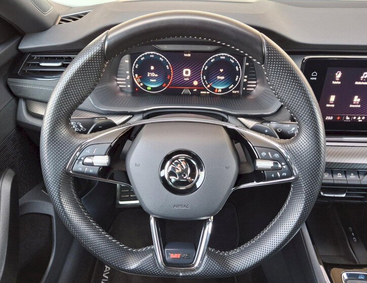 Škoda Octavia Sedan / Limuzína 2,0 l 180 kw