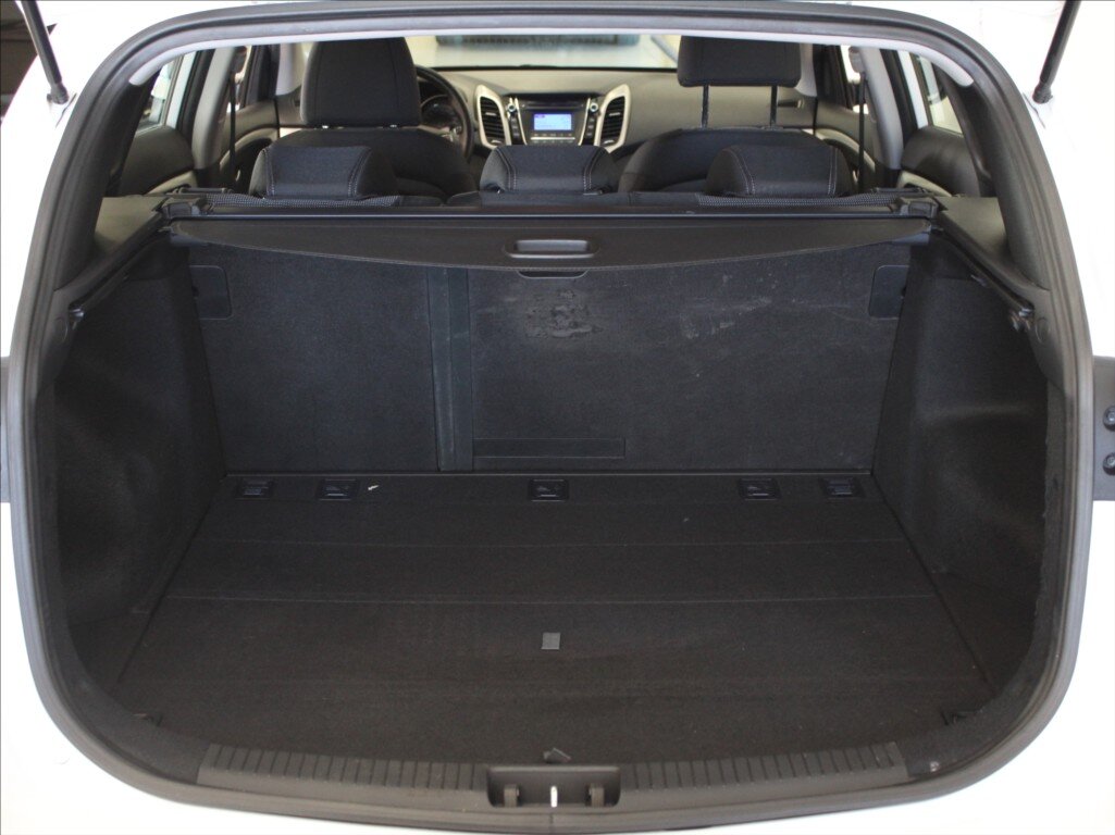 Hyundai i30 Kombi 1,6 l 99 kw