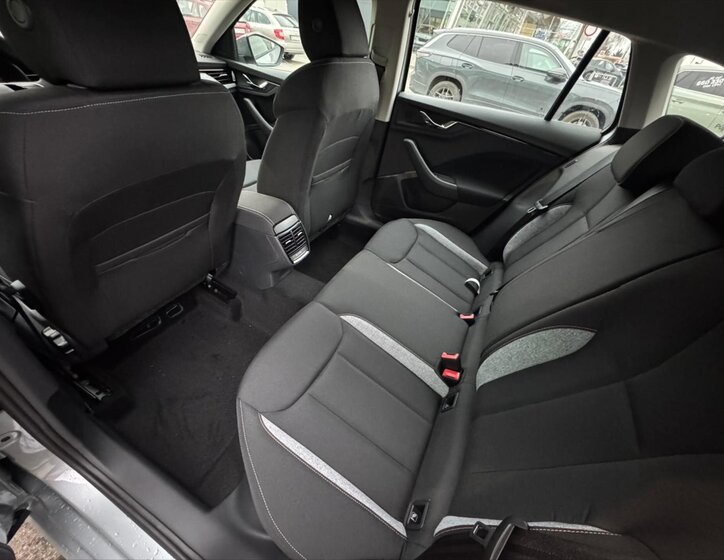 Škoda Scala Hatchback 1,5 l 110 kw