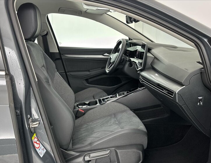 Volkswagen Golf Kombi 1,5 l 110 kw