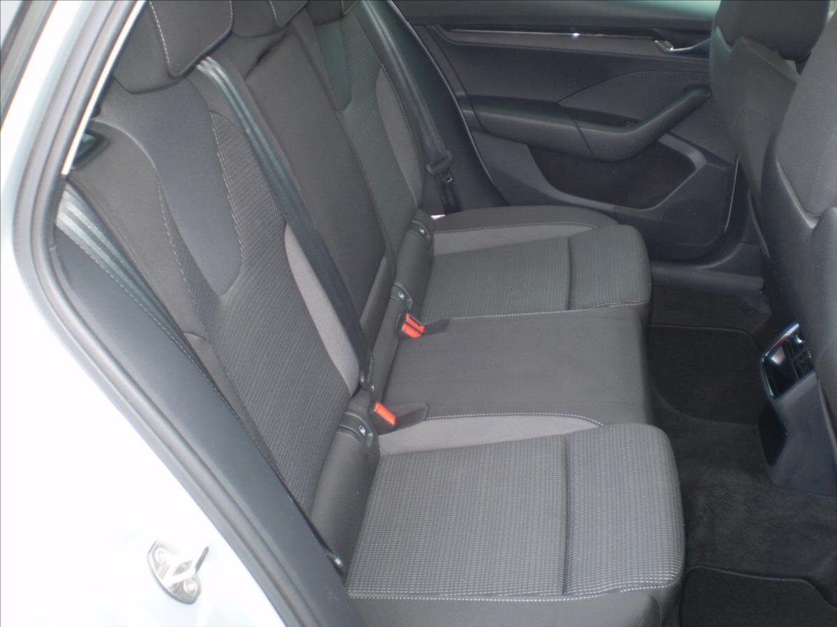 Škoda Octavia Kombi 999,0 81 kw