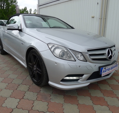 Mercedes-Benz Třídy E 8