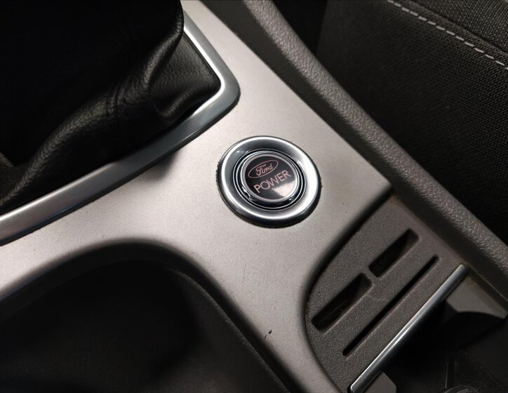 Ford Focus Hatchback 1,6 l 74 kw